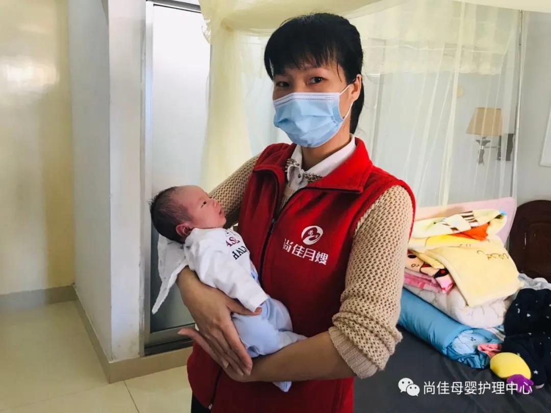尚佳專業(yè)月嫂丨預(yù)防丨乳腺炎，怎么辦？